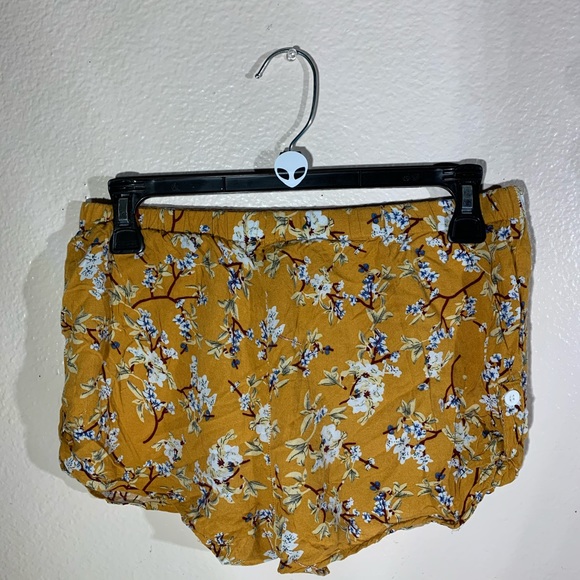 Short Bundle - Picture 7 of 8